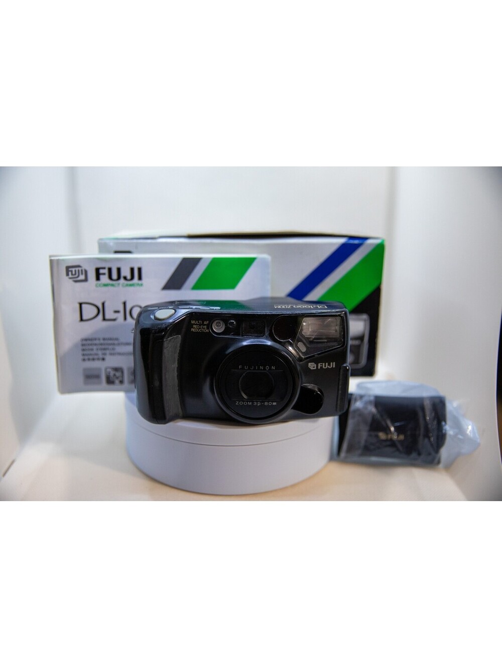 Fuji DL-1000 Zoom Fujinon 35mm Film Point & Shoot Camera with Box / paperwork!